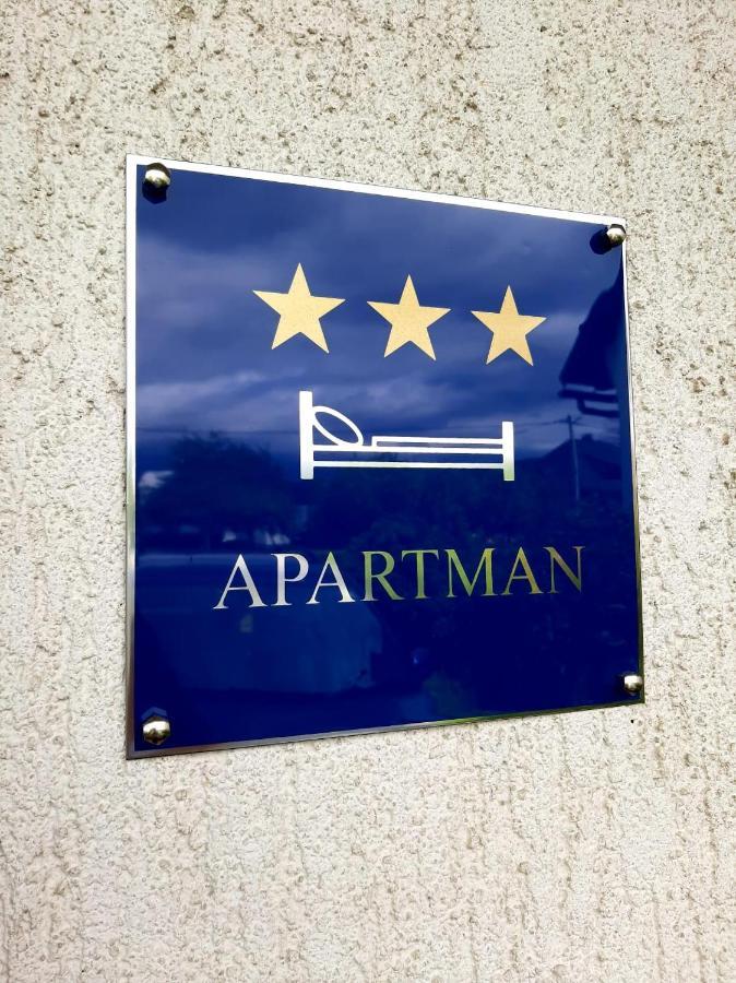 Lika Story Apartment Josipdol Luaran gambar